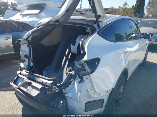 2022 TESLA MODEL Y 7SAYGDEF4NF558125 Photo 5