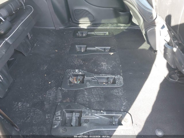 2022 CHRYSLER PACIFICA HYBRID 2C4RC1S72NR215908 Photo 7