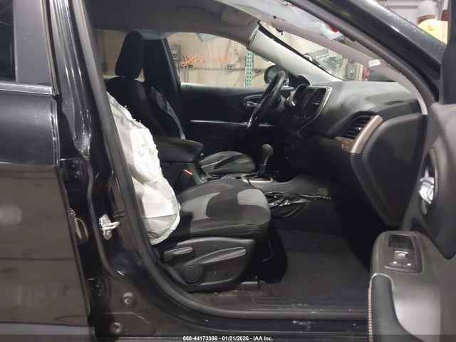 Jeep Cherokee Latitude 2014 1C4PJMCBXEW211811 Image 5