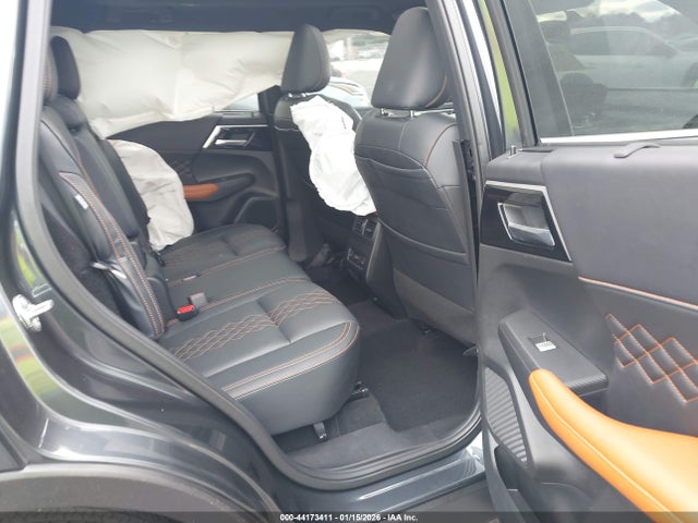 2024 MITSUBISHI OUTLANDER JA4J3WA88RZ077432 Photo 7