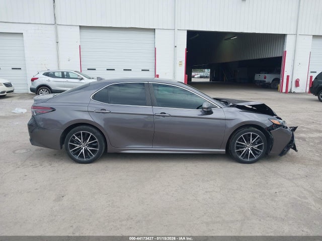 2023 Toyota Camry Se Hybrid მანქანა იყიდება აუქციონზე, vin: 4T1G31AK0PU606019, აუქციონის ნომერი: 44173427