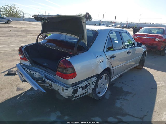 1999 MERCEDES-BENZ C 43 WDBHA33G3XF876044 Photo 3