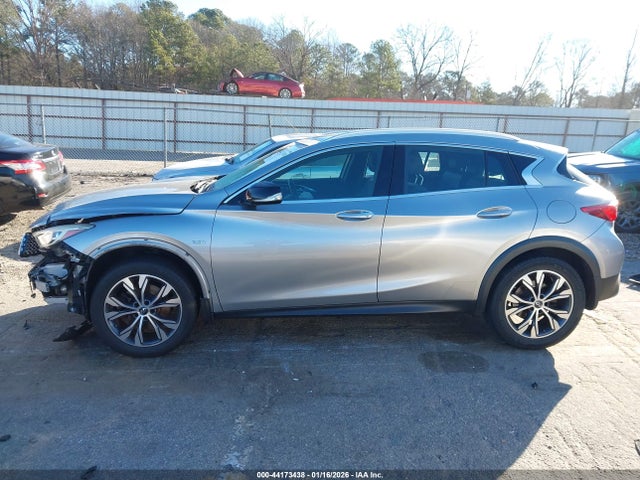 Aukcja sprzedaży 2017 Infiniti Qx30 Premium, vin: SJKCH5CR1HA022038, numer aukcji: 44173438