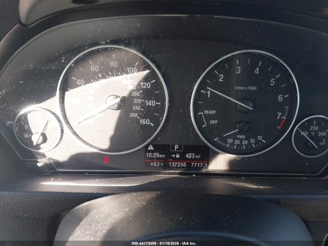 WBA8A9C58HK620202 BMW 320i