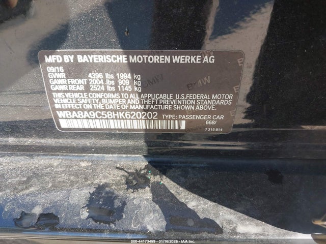 WBA8A9C58HK620202 BMW 320i