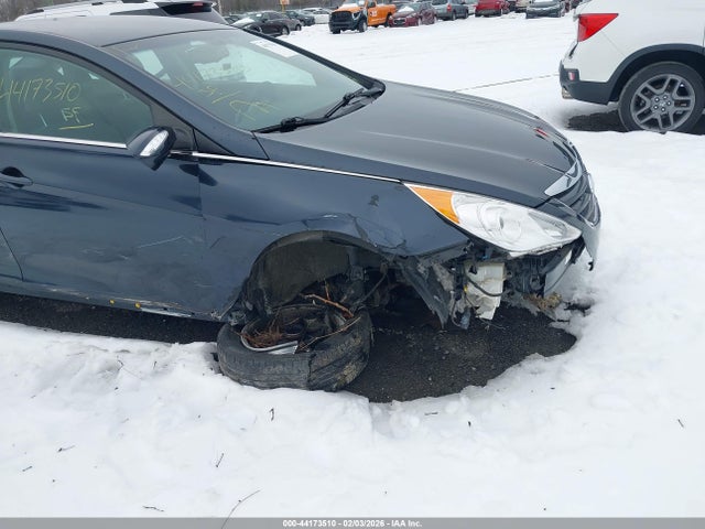 44173510 :رقم المزاد ، 5NPEB4AC4EH882252 vin ، 2014 Hyundai Sonata Gls مزاد بيع