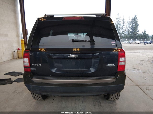 Jeep Patriot 75th Anniversary 2016 1C4NJPBB2GD791757 Image 16