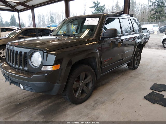 Jeep Patriot 75th Anniversary 2016 1C4NJPBB2GD791757 Image 2