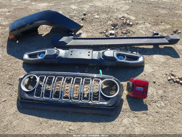 1C4PJXEN9SW620192 Jeep Wrangler 4-door Sahara 4x4