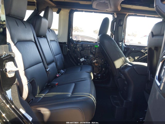 1C4PJXEN9SW620192 Jeep Wrangler 4-door Sahara 4x4
