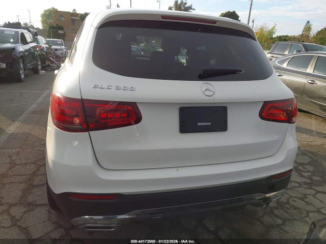 W1N0G8DB7NV397280 Mercedes-Benz Glc 300 Suv
