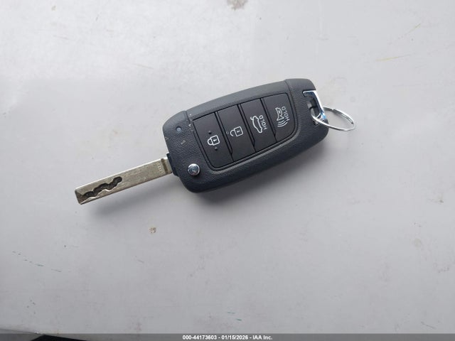 KMHLL4DG3SU987493 Hyundai ELANTRA SE