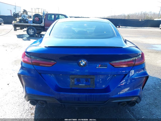 44173605 :رقم المزاد ، WBSAE0C00NCJ97896 vin ، 2022 Bmw M8 Competition مزاد بيع
