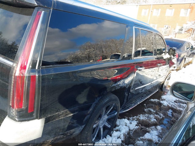 2018 CADILLAC ESCALADE ESV 1GYS4HKJXJR119635 Photo 3