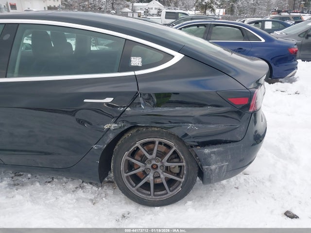 2019 Tesla Model 3 Long Range/mid Range/standard Range/standard Range Plus მანქანა იყიდება აუქციონზე, vin: 5YJ3E1EA6KF325424, აუქციონის ნომერი: 44173712