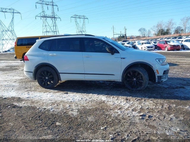 3VV3B7AX6MM074507 Volkswagen Tiguan 2.0t Se/2.0t Se R-line Black/2.0t Sel