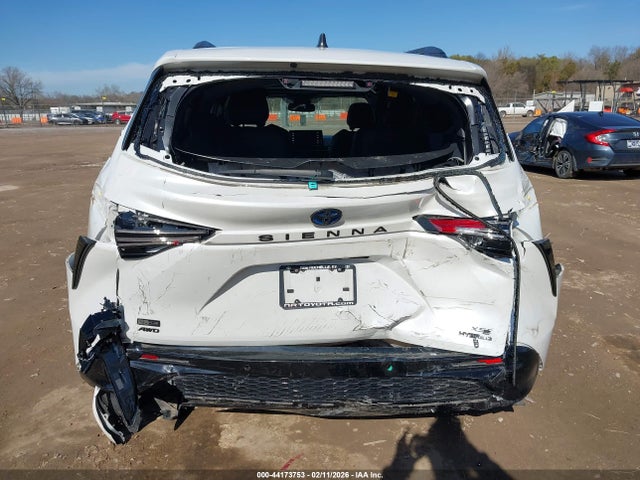 Продажа на аукционе авто 2023 Toyota Sienna 25th Anniversary Edition, vin: 5TDCSKFC6PS074244, номер лота: 44173753