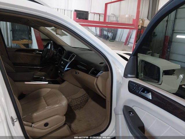 44173759 :رقم المزاد ، 4JGDF7CEXEA413234 vin ، 2014 Mercedes-benz Gl 450 4matic مزاد بيع