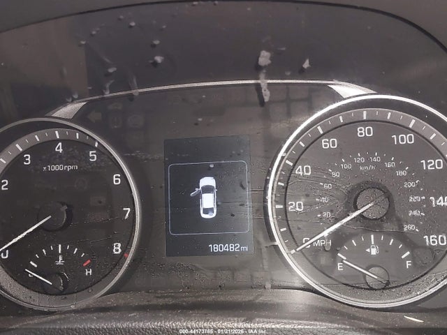 2018 Hyundai Elantra Sel მანქანა იყიდება აუქციონზე, vin: KMHD84LF6JU547667, აუქციონის ნომერი: 44173765