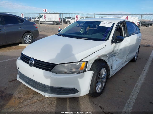 Volkswagen Jetta 2.0l S 2014 3VW2K7AJ0EM312940 Image 2