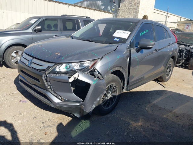 2020 MITSUBISHI ECLIPSE CROSS JA4AT3AA3LZ006390 Photo 1