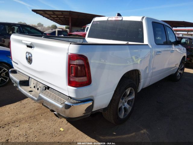 2024 RAM 1500 1C6RREJT2RN219696 Photo 3