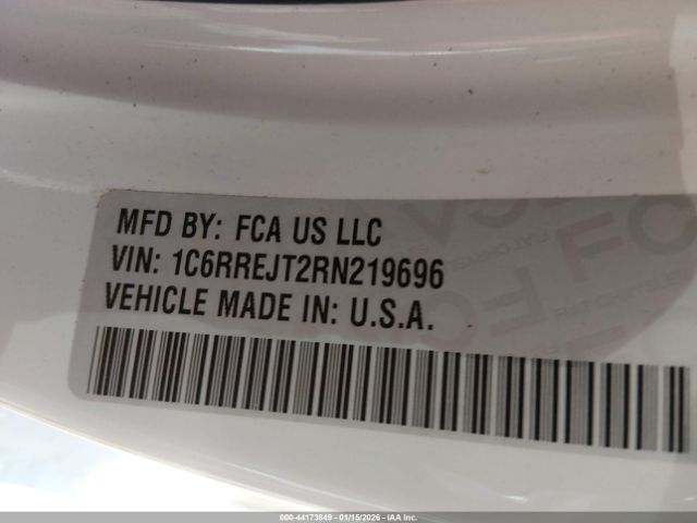 2024 RAM 1500 1C6RREJT2RN219696 Photo 8