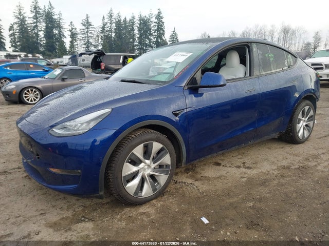 2021 TESLA MODEL Y 5YJYGDEE1MF105048 Photo 1