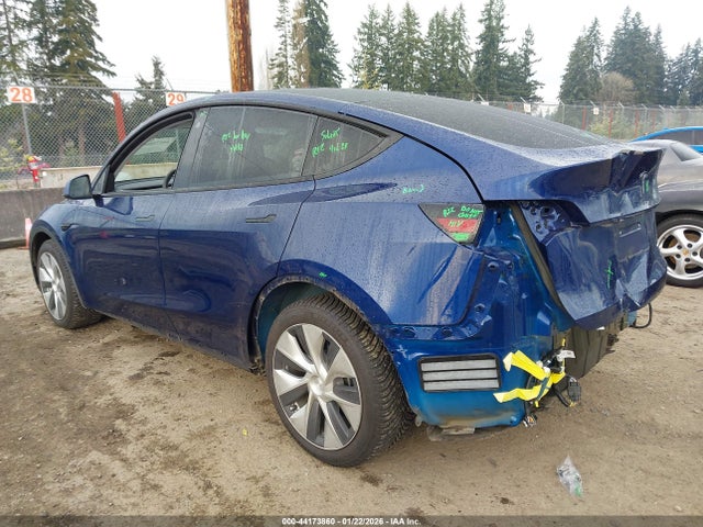 2021 TESLA MODEL Y 5YJYGDEE1MF105048 Photo 2