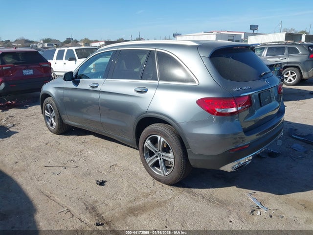 2019 MERCEDES-BENZ GLC 300 WDC0G4JB5KV131394 Photo 2