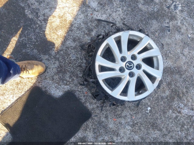 44173885 :رقم المزاد ، JM1CW2BL6E0162768 vin ، 2014 Mazda Mazda5 Sport مزاد بيع