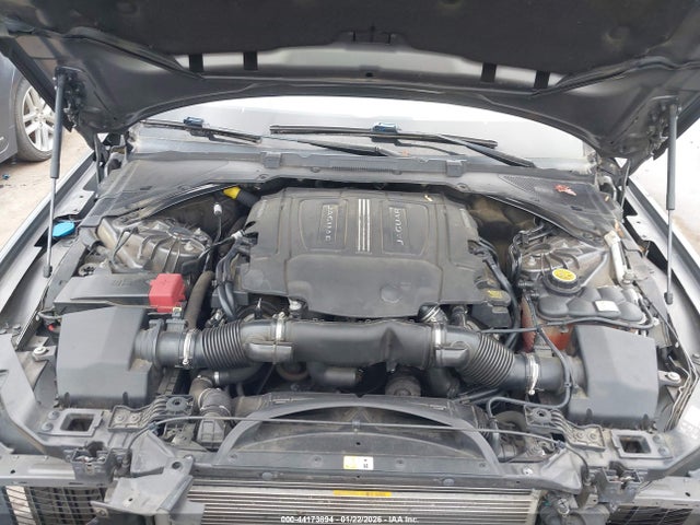 2017 JAGUAR XF SAJBK4BV5HCY47515 Photo 9