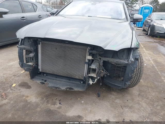 2017 JAGUAR XF SAJBK4BV5HCY47515 Photo 5