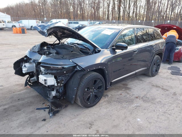 Продажа на аукционе авто 2024 Jeep Wagoneer S Launch Edition, vin: 3C4RJNAK2RT180003, номер лота: 44173936