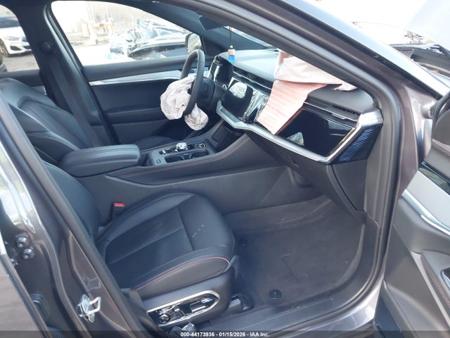 Продажа на аукционе авто 2024 Jeep Wagoneer S Launch Edition, vin: 3C4RJNAK2RT180003, номер лота: 44173936