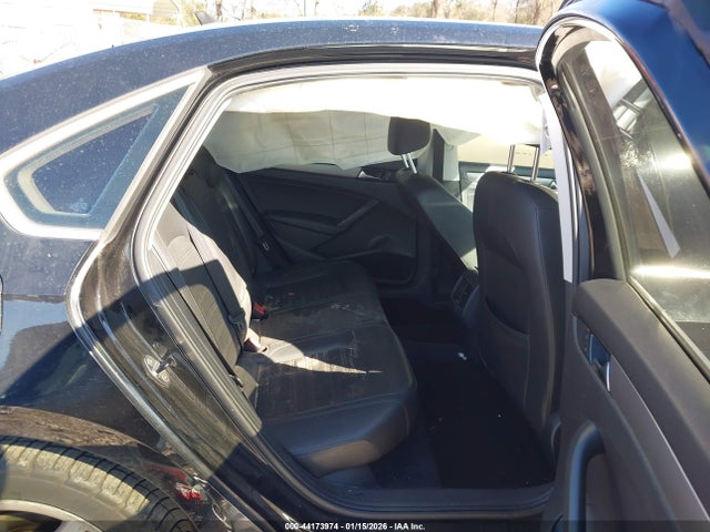 2015 VOLKSWAGEN PASSAT 1VWBS7A35FC012413 Photo 7