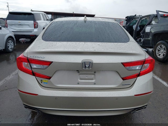 1HGCV1F96JA139380 Honda Accord Touring