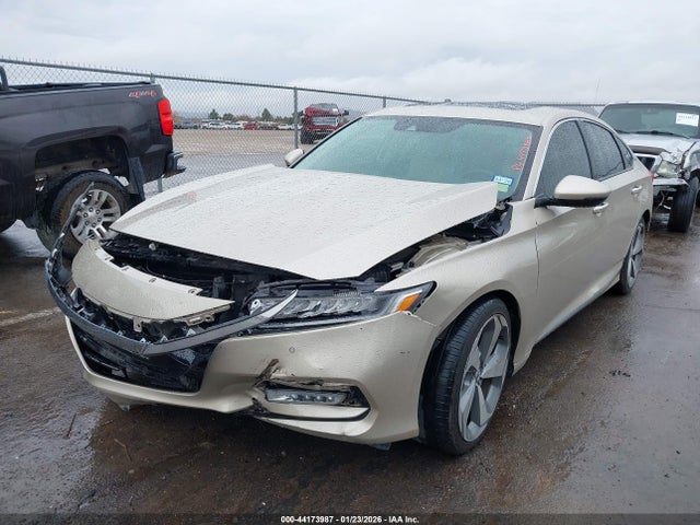1HGCV1F96JA139380 Honda Accord Touring