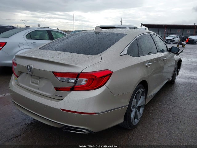 1HGCV1F96JA139380 Honda Accord Touring