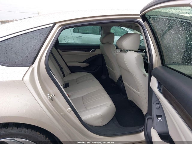 1HGCV1F96JA139380 Honda Accord Touring