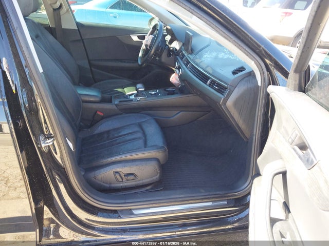 2019 AUDI A4 WAUGMAF4XKN002733 Photo 4