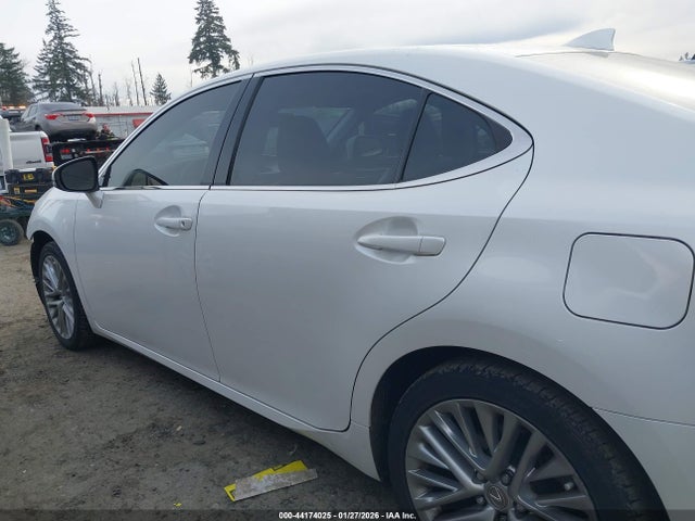 JTHBK1GG0G2226838 Lexus ES 350