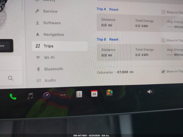 44174051 :رقم المزاد ، 7SAYGDED7RF087317 vin ، 2024 Tesla Model Y Rwd مزاد بيع