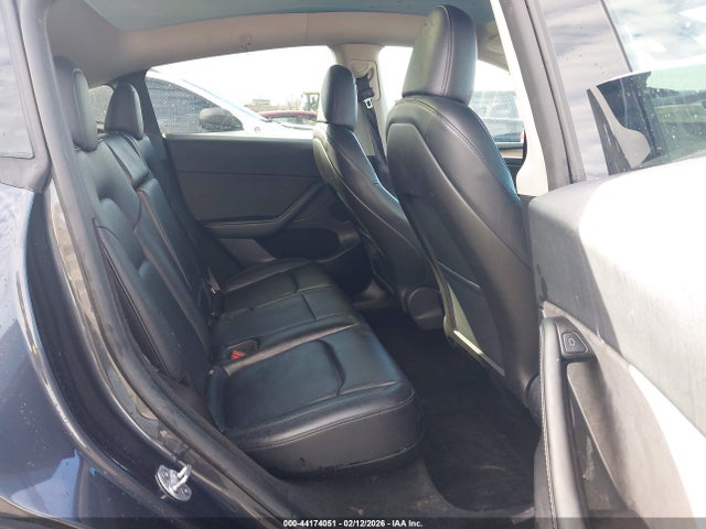 44174051 :رقم المزاد ، 7SAYGDED7RF087317 vin ، 2024 Tesla Model Y Rwd مزاد بيع