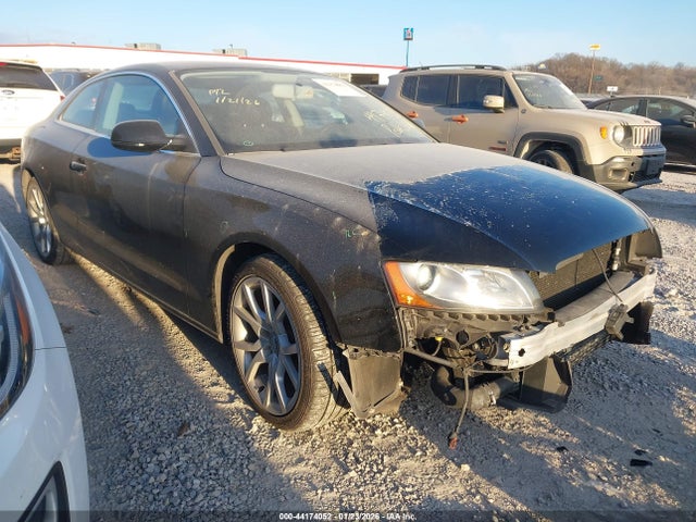 2011 AUDI A5 WAUCFAFR0BA026180 Photo 0