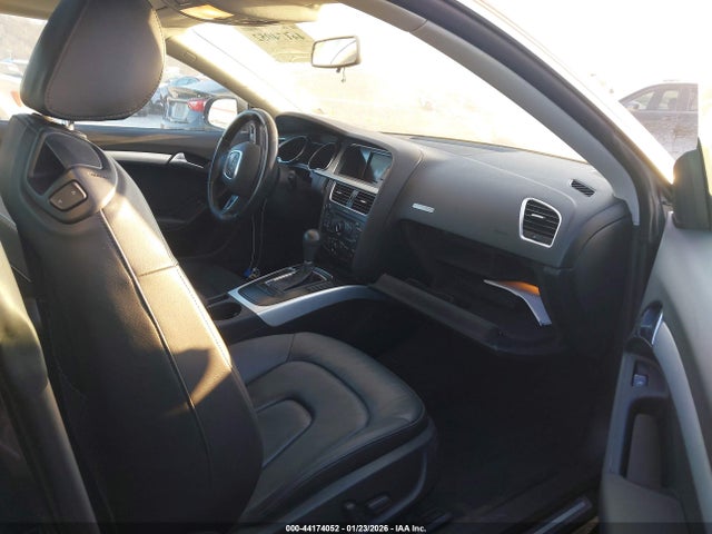 2011 AUDI A5 WAUCFAFR0BA026180 Photo 4