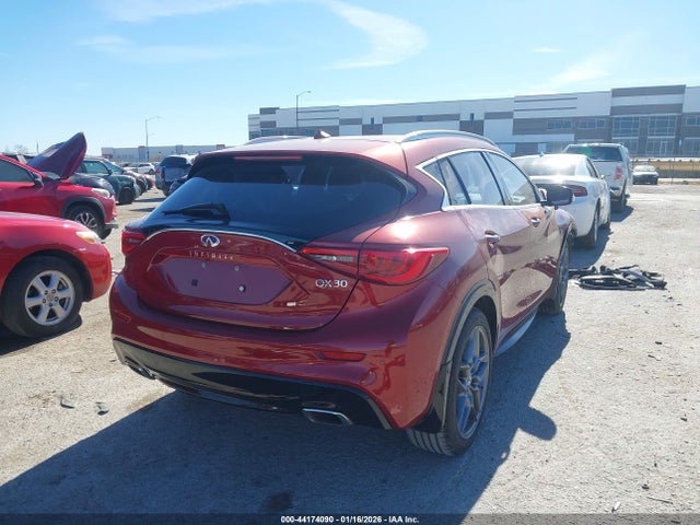 2018 INFINITI QX30 SJKCH5CP4JA049254 Photo 3