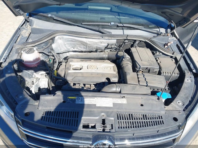 WVGAV7AX1FW520395 Volkswagen TIGUAN S