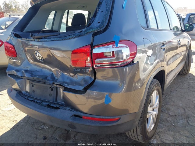 WVGAV7AX1FW520395 Volkswagen TIGUAN S