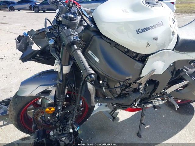 2025 Kawasaki Zx636 K მანქანა იყიდება აუქციონზე, vin: JKBZXJJ13SA026059, აუქციონის ნომერი: 44174100